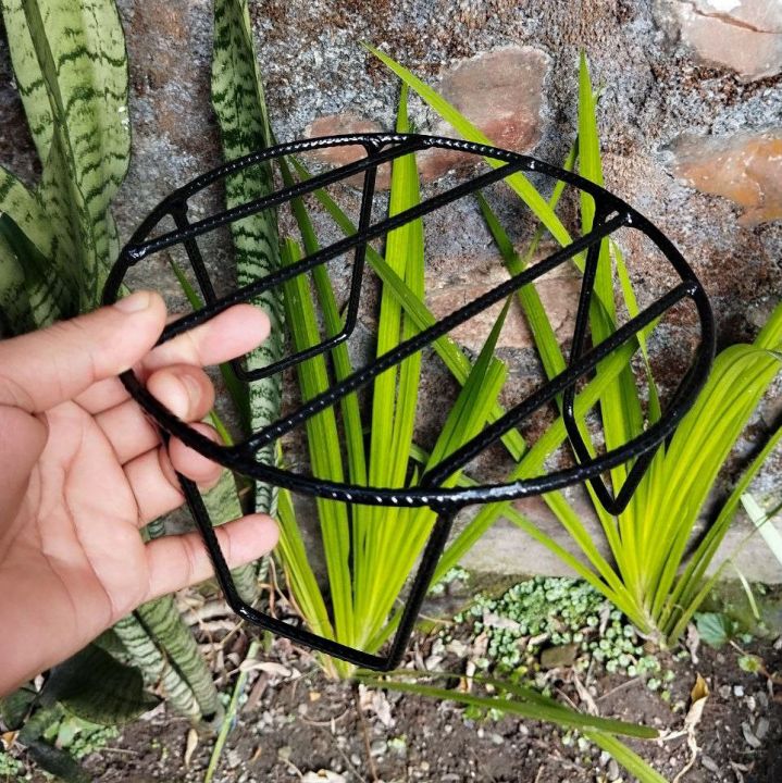 (Set%20Of%203%20Pieces)%20Gamla%20Stand%20%7C%20Flower%20Pot%20Stand%20%7C%20Plant%20Stands%20for%20Balcony%20%7C%20Outdoor%20Stand%20%7C%20Metal%20Plant%20Stand%20%7C%20Metal%20Stand%20for%20Plants%20%7C%20Pot%20Stand%20for%20Balcony%20-%20Image%203