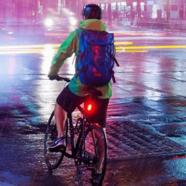 Portable%20Rechargeable%20Bicycle%20Rear%20Lights%20Ultra%20Bright%20High%20Intensity%20LED%20Bike%20Lights%20Waterproof%20Safety%20Warning%20Cycling%20Rear%20Tail%20Light%20Mountain%20Bike%20-%20Image%208