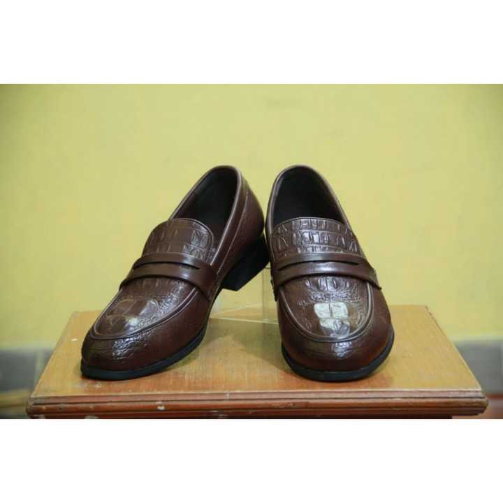 Cele Brown Leather Solid Slip On Shoes For Men