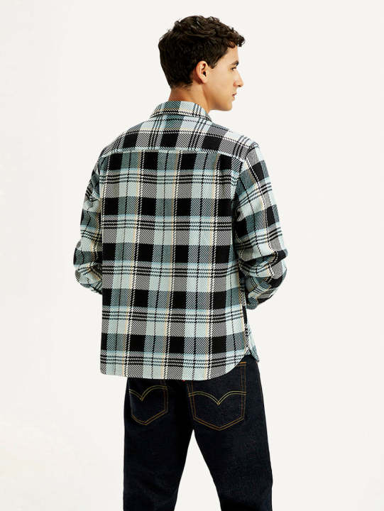 Levi's%20Checkered%20Relaxed%20Fit%20Plaid%20Shirt%20for%20Men%20(0002Z-0004)%20by%20Brandhouse%20Fashion%20-%20Image%204