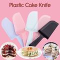 Cake Cutting Plastic Knife. 