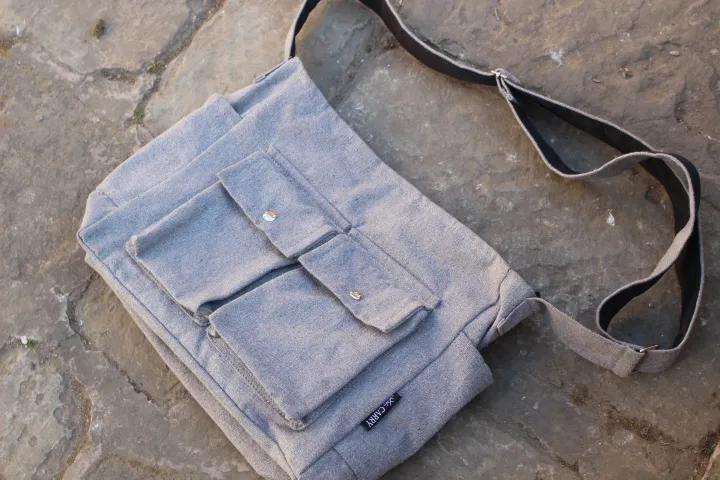 Carry%20Canvas%20SidePal%20For%20Men%20&%20Women%20%7C%20Crossbody%20Bag%20%7C%20Unisex%20bag%20%7C%20Travel%20Bag%20%7C%20Side%20bag%20%7C%20Trooper%20bag%20-%20Image%203