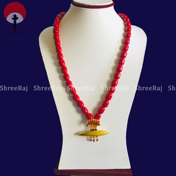 Pure%20Gold%20Plated%20Panchadhatu%20Traditional%20Newari%20Jewelry%20Set%20With%20Nyapu%20Sikha,%20Red%20Beaded%20Taayou%20and%20Makasi%20(2%20pieces)%20For%20Women%20-%20Image%205