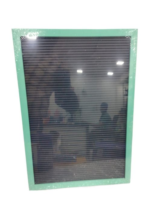 Black%20Felt%20Letter%20Board%20with%20Solid%20Oak%20Frame%20and%20140%20White%20Letters%2011x16%20Inch%20-%20Image%204