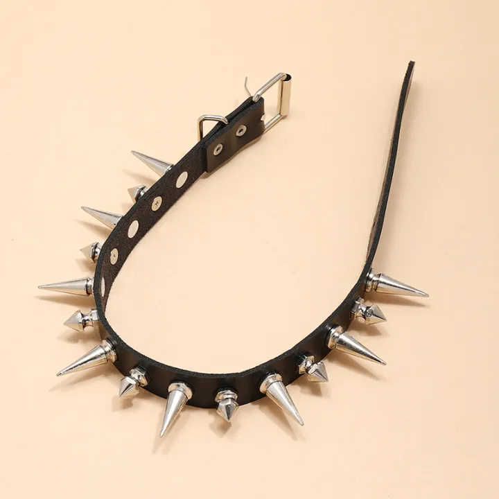 Long%20Spike%20Choker%20Punk%20Faux%20Leather%20Collar%20%20Goth%20Style%20Necklace%20Accessories%20Natuo%20-%20Image%202