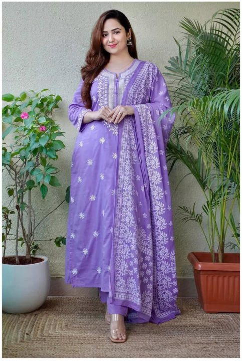 Fabdale%20Lavender%20Embroidered%20A-Line%20Kurta%20Pant%20Salwar%20Suit%20with%20Dupatta%20%7C%20Festive%20&%20Party%20Wear%20(RYEX-022)%20-%20Image%208