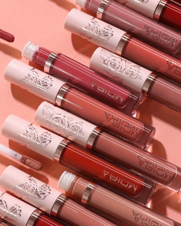 Moira%20Lip%20Divine%20Liquid%20Lipstick%203%20G%20Long-Lasting%20Comfortable%20Wear%20Shiny%20Matte%20Finish%20Beauty%20Makeup%20-%20Image%204