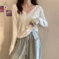 V-Neck Twist Knitted Cardigan Women's Autumn and Winter New Slim-Fit Outer Wear Gentle Style High Waist Short White Sweater Coat. 