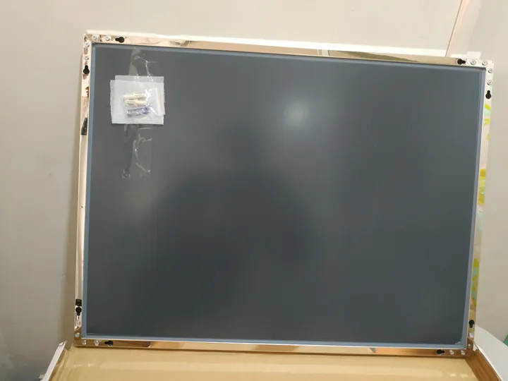 Stainless%20Steel%20Framed%20Bathroom%20Mirror%20-%20Wall%20Mounted%20Rectangular%20Vanity%20Mirror%20%7C%20Rustproof%20Chrome%20Finish%20Mirror%20for%20Bathroom%2035*50%20cm%20-%20Image%205