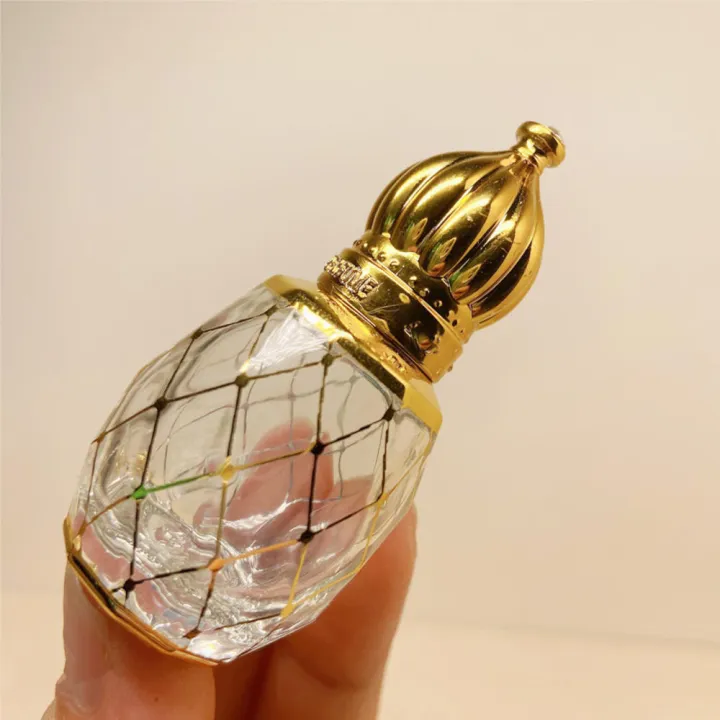 roll-on%20bottle%20vintage%20handcrafted%20sample%20vial%20elegant%20perfume%20fragrance%20fragrant%20arab%20for%20perfume%20lovers%20beauty%20enthusiasts%20aromatherapy%20vanity%20display%20gift%20idea%20travel%20accessory%20-%20Image%206