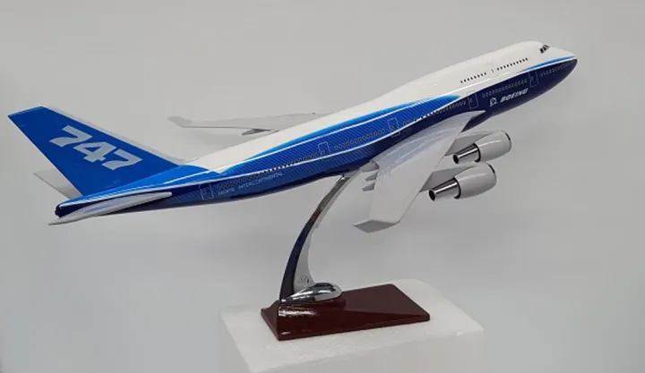 BOING%20747%20Airplane%20Simulation%20Passenger%20Aircraft%20Plane%20Model%20scale%201:160%20LED%2047CM%20AIRCRAFT%20AEROPLANE%20PLANE%20MODEL%20WITH%20LIGHTENING%20FEATURES%20PERFECT%20FOR%20DECORATION%20AND%20GIFT%20ITEM%20-%20Image%202