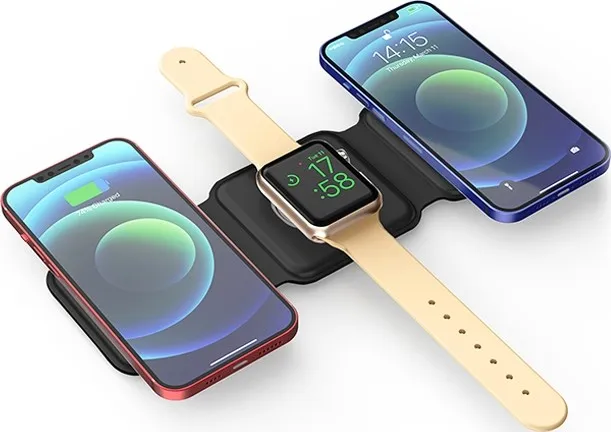 Wiwu%20M6%20Power%20Air%203-in-1%20Wireless%20Charger%20/%2015w%20/%20Powerful%20Magnets%20/%20Stand%20Function%20-%20Image%204