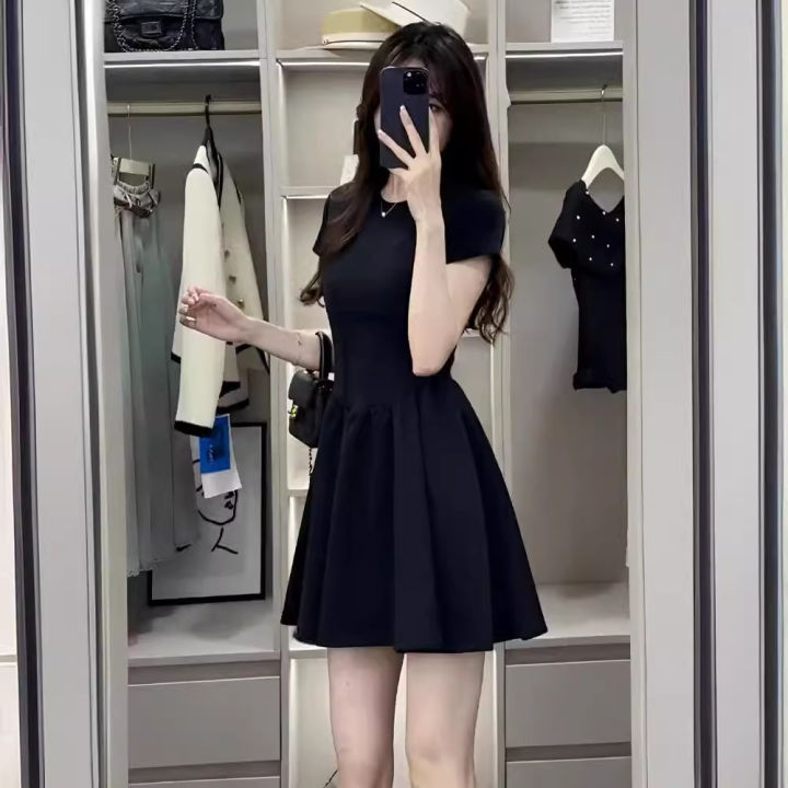 French retro Hepburn style waist cinched solid color slim little black ...