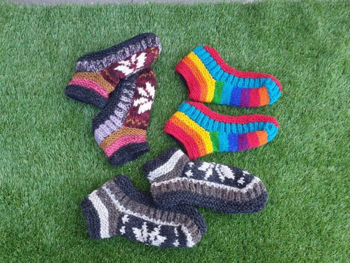 Hand%20Knitted%20Woolen%20Socks%20for%20Indoor%20,%20%20woolen%20Socks.%20-%20Image%203