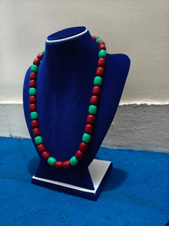 Hand%20Made%20Traditional%20Piru%20Mala%20(Necklace)%20for%20Women%20by%20Treasure%20Box%20Nepal%20-%20Image%205