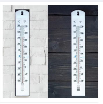 Hanging%20Vertical%20Indoor%20Temperature%20Showing%20Thermometer%20-%20Image%203