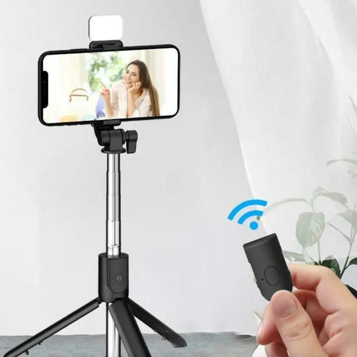 R1S%203%20in%201%20Bluetooth%20Remote%20Control%20Tripod%20Selfie%20Stick%20for%20Makeup,Selfie,Vlogging,Youtube,Live,Iphone/Mi/Vivo/Oppo/Samsung/Gopro,Black%20-%20Image%203
