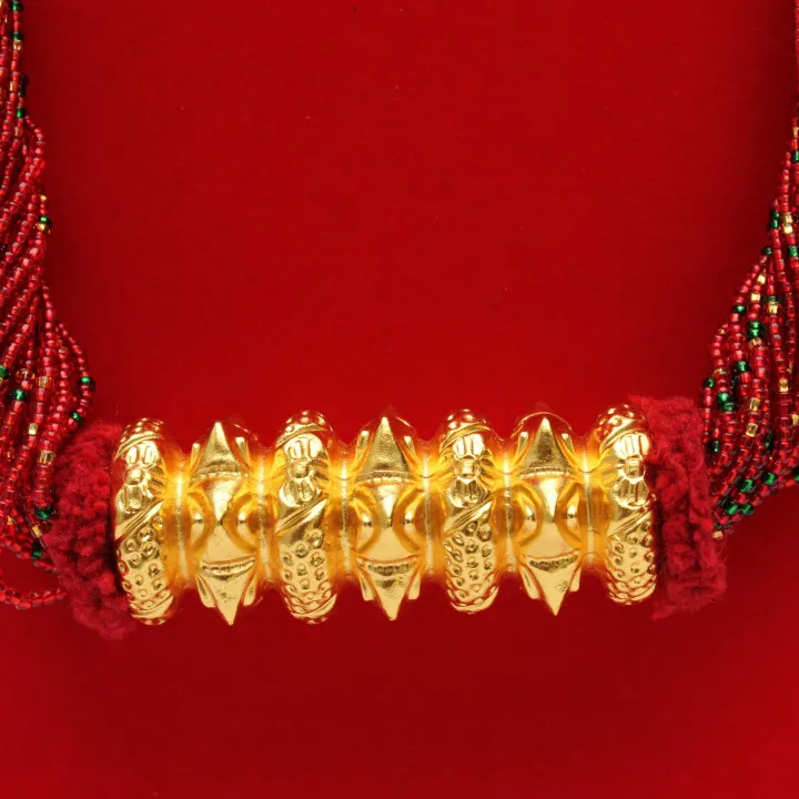Gold%20Plated%20Handmade%20Nepali%20Maili%20Tilhari%20For%20Women%20By%20Nari%20Collection%20-%20Image%203