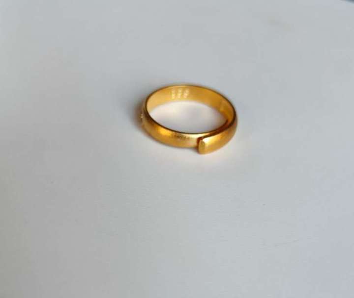 Adjustable%20Size%202%20Gram%2024K%20Gold%20Plated%20Plane%20Berwa%20Ring%20For%20Unisex%20(Looks%20Like%20Original%20Gold%20Others%20cannot%20distinguish%20that%20it%20is%20fake%20-%20%E0%A4%AC%E0%A4%BF%E0%A4%B9%E0%A5%87%20%E0%A4%AA%E0%A4%BE%E0%A4%B0%E0%A5%8D%E0%A4%9F%E0%A5%80%20%E0%A4%86%E0%A4%A6%E0%A5%80%20%E0%A4%95%E0%A4%BE%E0%A4%B0%E0%A5%8D%E0%A4%AF%E0%A4%95%E0%A5%8D%E0%A4%B0%E0%A4%AE%20%E0%A4%AE%E0%A4%BE%20%E0%A4%A8%E0%A4%BF%E0%A4%B0%E0%A5%8D%E0%A4%A7%E0%A4%95%E0%A5%8D%E0%A4%95%20%E0%A4%B2%E0%A4%97%E0%A4%BE%E0%A4%89%E0%A4%A8%E0%A5%81%E0%A4%B9%E0%A5%8B%E0%A4%B8%20%E0%A4%85%E0%A4%B0%E0%A5%81%E0%A4%B2%E0%A5%87%20%E0%A4%A8%E0%A4%95%E0%A5%8D%E0%A4%95%E0%A4%B2%E0%A5%80%20%E0%A4%B9%E0%A5%8B%20%E0%A4%AD%E0%A4%A8%E0%A5%87%E0%A4%B0%20%E0%A4%9B%E0%A5%81%E0%A4%9F%E0%A5%8D%E0%A4%AF%E0%A4%BE%E0%A4%89%E0%A4%A8%20%E0%A4%B8%E0%A4%95%E0%A5%8D%E0%A4%A6%E0%A5%88%E0%A4%A8%20)%20-%20Image%203