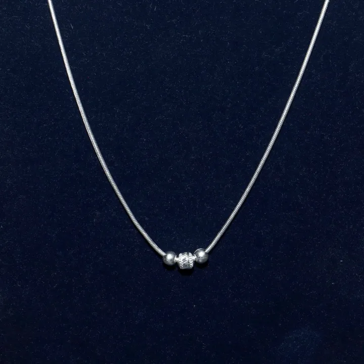 Silver%20Necklace%20For%20Women%20-%20Image%203
