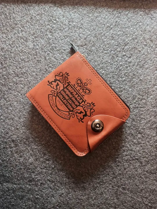 Dynamic%20Leather%20Purse%20For%20Men%20-%20Brown%20%7C%20Fashion%20Leather%20Zippered%20Wallet%20With%20Multiple%20Card%20Slots%20For%20Men%20-%20Image%204