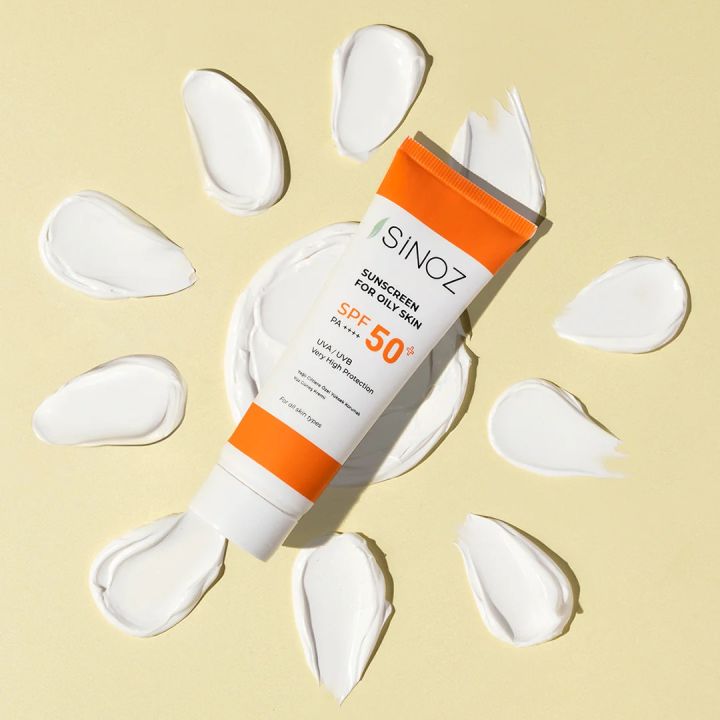 SiNOZ%20Sunscreen%20for%20Oily%20Skin%2050ml%20%7C%20SPF%2050+%20%7C%20UVA%20/%20UVB%20Very%20High%20Protection%20%7C%20Treats%20hyperpigmentation%20,%20Minimizes%20dark%20spots%20-%20Image%203
