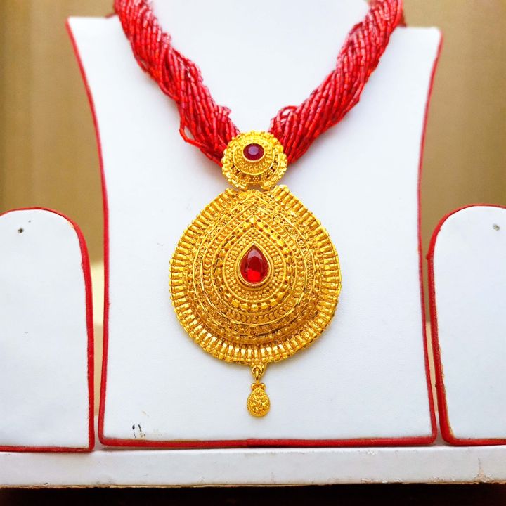 Gold%20Plated%20Pendant%20Design%20Pote%20Necklace%20-%20Traditional%20Nepali%20Bridal%20Jewelry%20for%20Married%20Women%20-%20Image%202