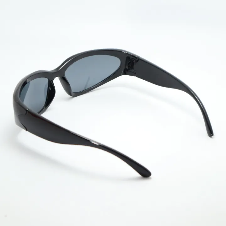 Sporty%20Black%20Sunglasses%20For%20Men%20-%20Image%203