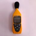Fluke 945 Digital Sound Level Meter. 