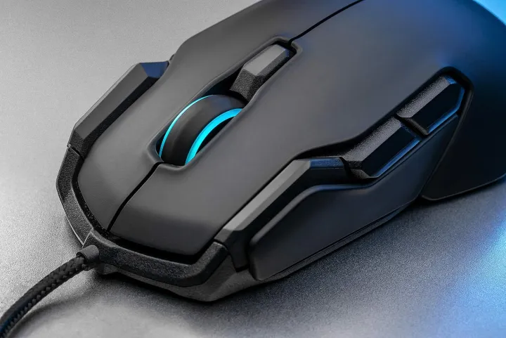 Roccat%20KOVA%20AIMO%20Gaming%20Mouse%20-%20Image%207