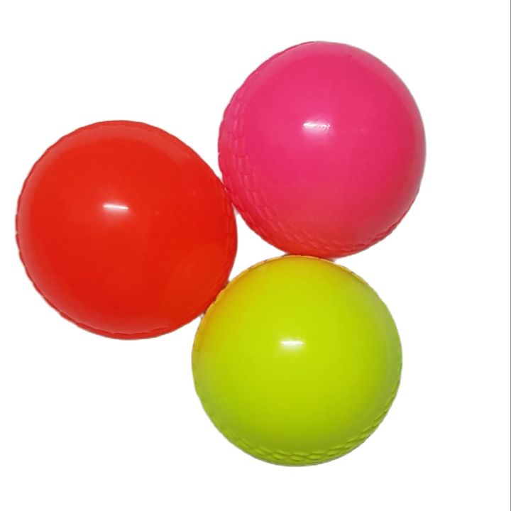 Cricket%20Soft%20Wind%20Balls%20(Pack%20Of%203)%20-%20Image%202