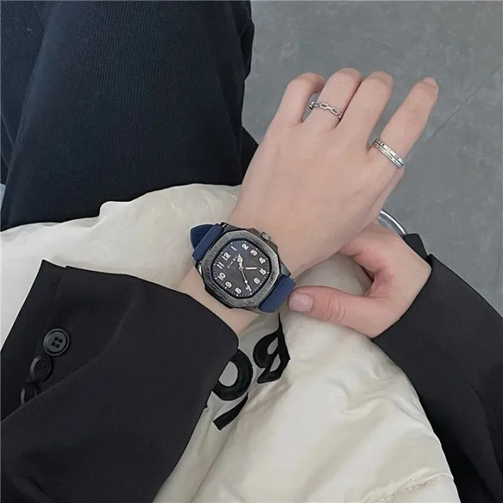 American%20High%20Street%20Sports%20Square%20Fashion%20Unisex%20Simple%20Large%20Dial%20High%20School%20Watch%20-%20Image%205