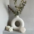 Donut Vase White 5inch. 