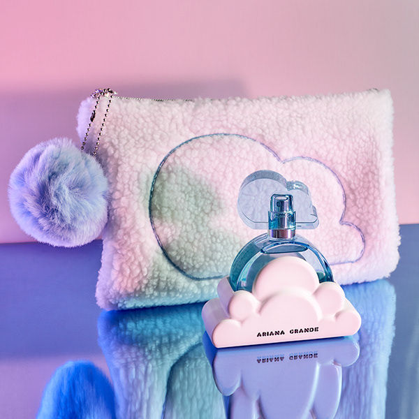 Ariana%20Grande%20Cloud%20Eau%20de%20Pafum%20For%20Women%20Imported%20From%20USA%20100ml%20-%20Image%205