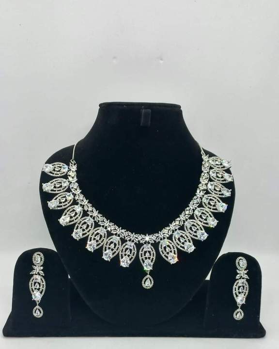 Stunning%20A.D.%20Jewellery%20Set%20For%20Women%20-%20Image%203