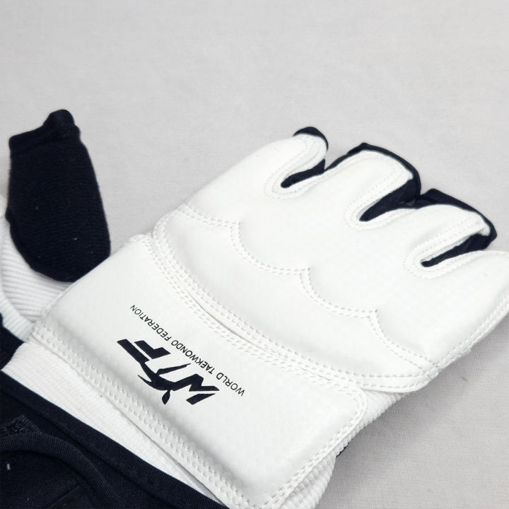 Taekwondo%20Gloves%20WTF%20World%20Taekwondo%20Federation%20Hand%20Protector%20-%20Image%203