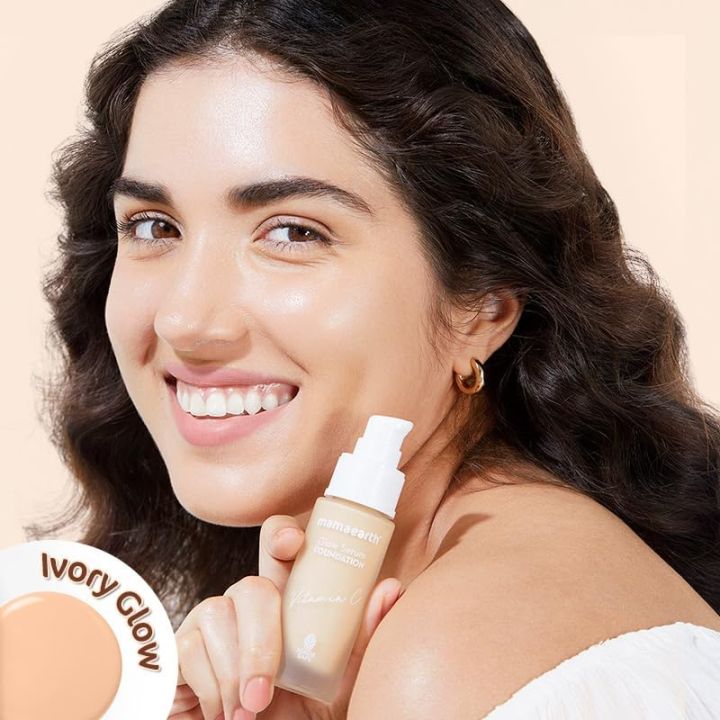 Mamaearth%20Glow%20Serum%20Foundation%20with%20Vitamin%20C%20&%20Turmeric%20for%2012-Hour%20Long%20Stay%20-%2001%20Ivory%20Glow%20-%2030%20ml%20-%20Image%203