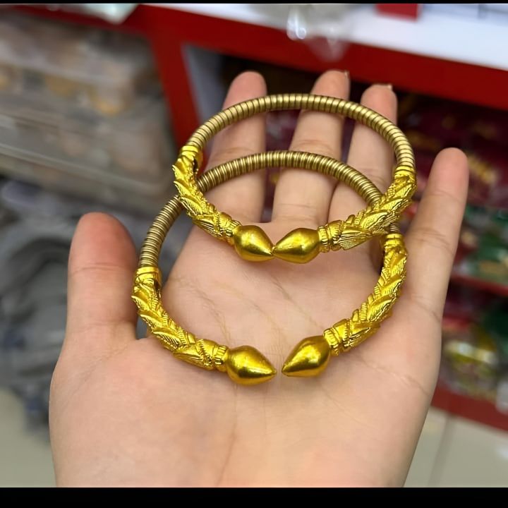 Pair Of Faux Gold Panchadhatu Kada Bangle For Women  (Adjustable )
