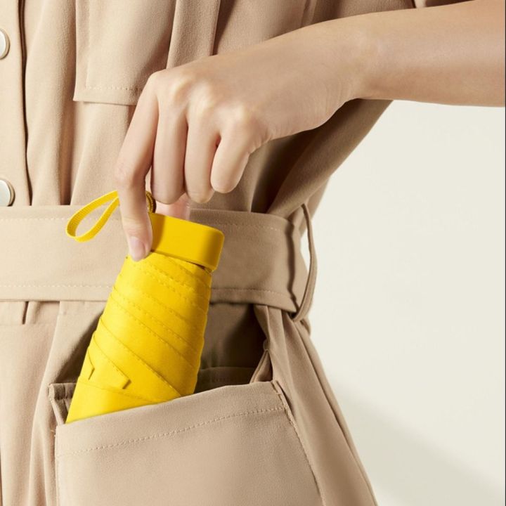 Lightweight%206%20Ribs%20Mini%20UV%20Sun%20Umbrella%20Compact%20Candy%20Color%20Hand%20Operated%20Parasol%20UV%20Protection%20Portable%20Folding%20Pocket%20Umbrella%20Outdoor%20-%20Image%205