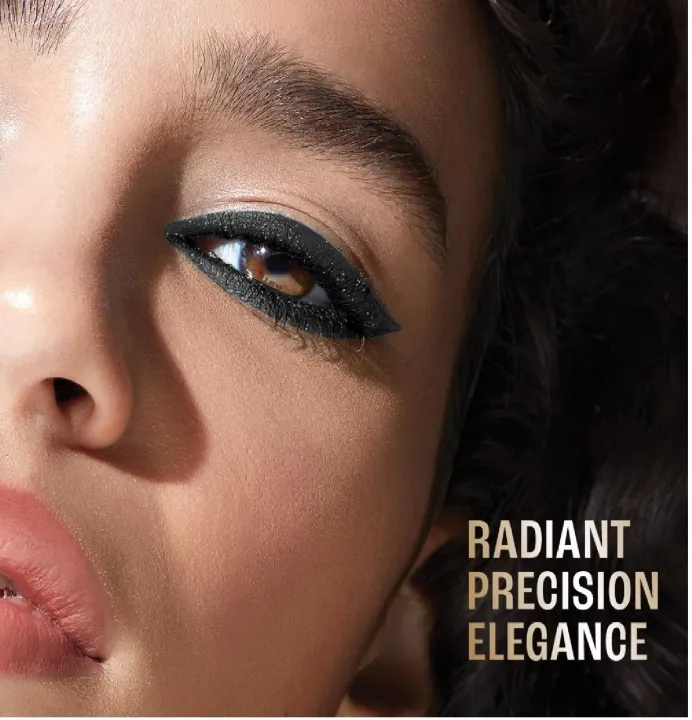 Lakme%20Absolute%20Shine%20Liquid%20Eye%20Liner%20-%20Black%20(4.5ml)%20-%20Image%205