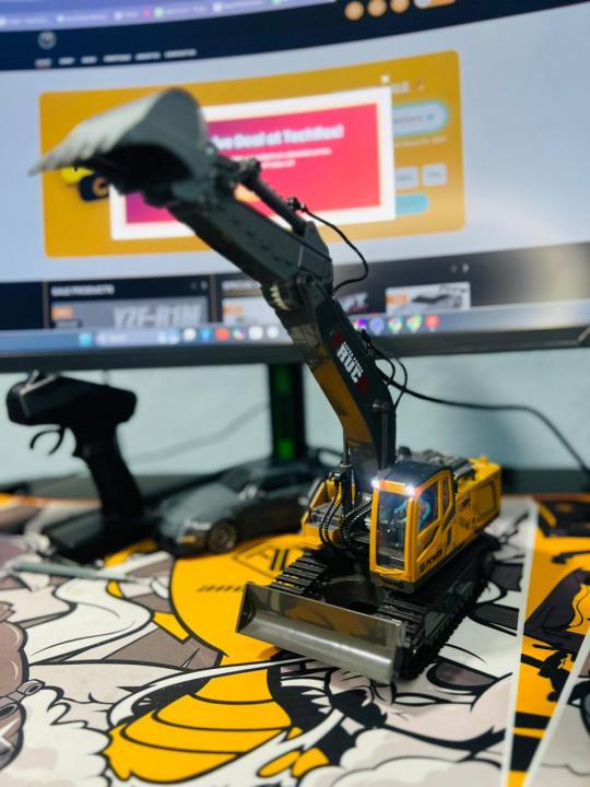 🚜 17-Channel RC Excavator 555-23 – Heavy-Duty Engineering Construction ...