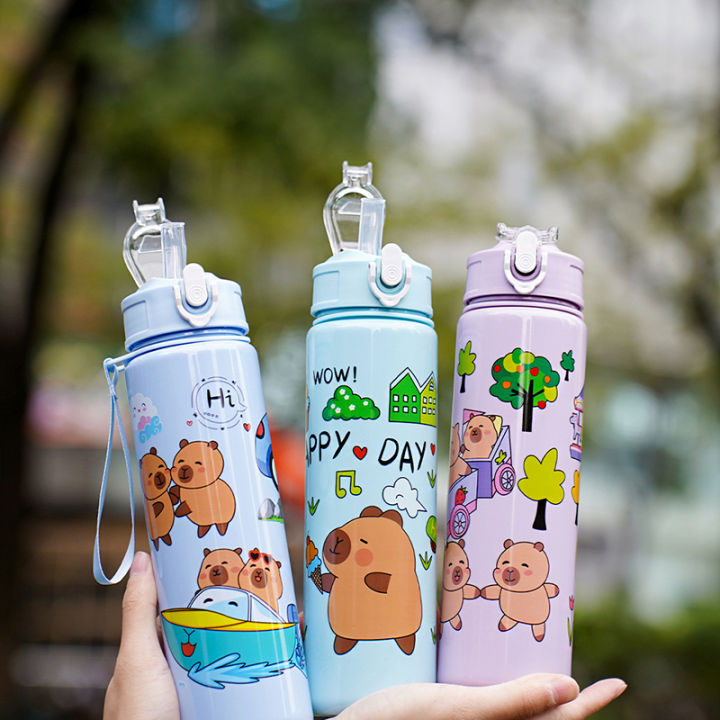 750ml%20Capibara%20Water%20Bottle%20Leakproof%20Cute%20Drink%20Bottle%20With%20Straw%20And%20Carry%20Strap%20For%20Outdoor%20Camping%20Sports%20&%20Fitness%20BPA%20Free%20Kengding%20-%20Image%202