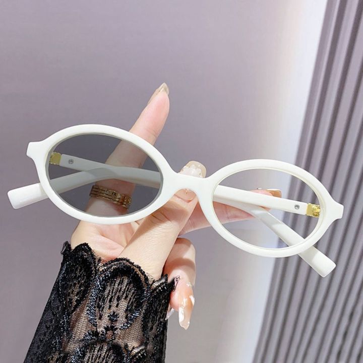 Vintage%20Blue%20Ray%20Blocking%20Anti-Blue%20Light%20Glasses%20Anti-UV%20Photochromic%20Sunglasses%20Ultralight%20Retro%20Oval%20Frame%20Computer%20Goggles%20for%20Men%20Women%20-%20Image%205