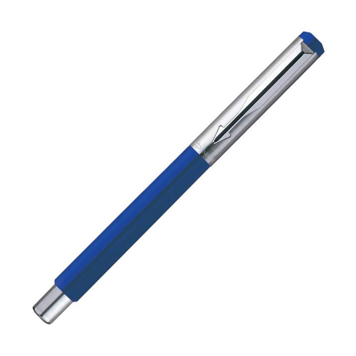 Parker%20Vector%20Mettalix%20Fountain%20Pen%20With%20Free%20Black%20Quink%20Ink%20Bottle%20-%20Image%204