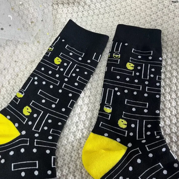 WapuSales%20promotion%20High%20Quality%20Everyday%20Four%20Seasons%20Suit%20Socks%20Game%20Vintage%20Universal%20Men%20Women%20Novelty%20Men's%20Pair%201%20Trendy%20Socks%20Fashionable%20for%20the%20Street%20-%20Image%204