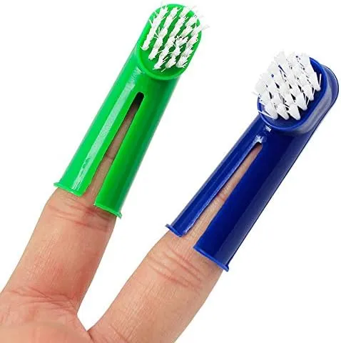 Dog%20Dental%20Care%20Toothpaste%20Brushing%20Kit%20By%20Crown%20Aquatics%20-%20Image%202