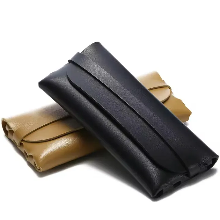 Elegant%20Men's%20Classic%20%20Silver%20Frame%20Sunglasses%20with%20Black%20Lens%20-%20Hi-Quality%20Fashion%20Eyewear%20-%20Image%204