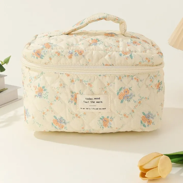 Portable%20Floral%20Graphic%20Cotton%20Quilted%20Makeup%20Bag%20Large%20Striped%20Polka%20Dots%20Travel%20Makeup%20Bag%20Graffiti%20Cute%20Organizer%20Women%20Girls%20-%20Image%204