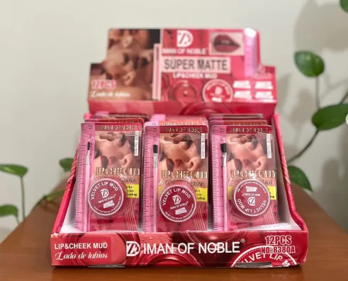 Lip%20Tint%20&%20Cheek%20Mud-%20Dual%20Use%20-%20Lipstick%20&%20Blusher%20Set%20-%20Waterproof%20and%20Long%20Lasting%20-%20Image%204