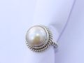 Silver Pearl  Ring. 